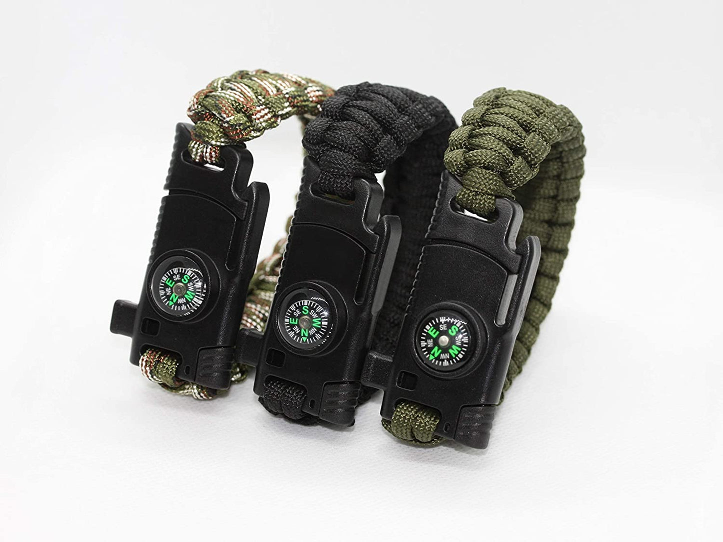 Multifunktionelt nødarmbånd med kniv, fløjte, kompas og flint - overlevelsesarmbånd - nødarmbånd - nødorientering/nødbrand - udendørs armbånd - sort